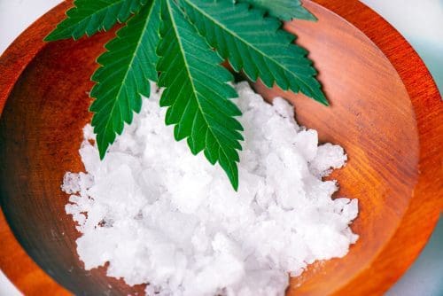 CBD Isolat vs. CBD Vollspektrum – Unterschiede, Herstellung